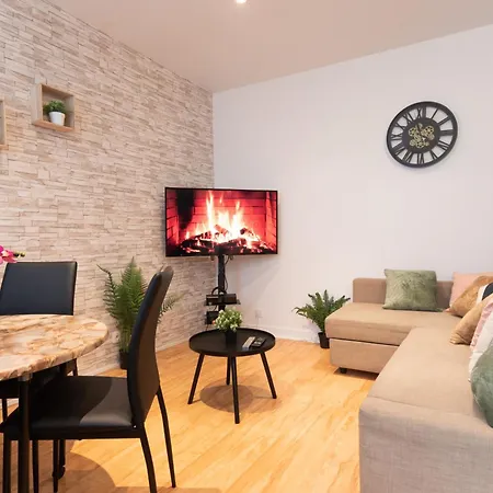 Magnifique Duplex A Paris شقة