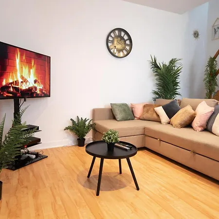 Magnifique Duplex A Paris شقة *